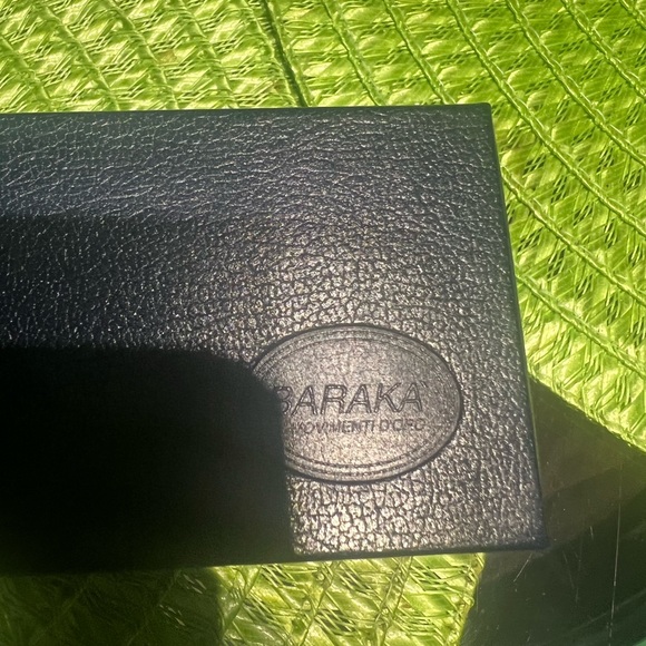 Baraka 18K gold leather Bracelet - Picture 9 of 9